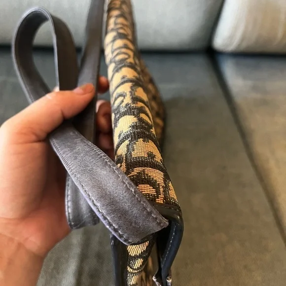 Authentic Vintage Dior bag - Picture 7 of 11